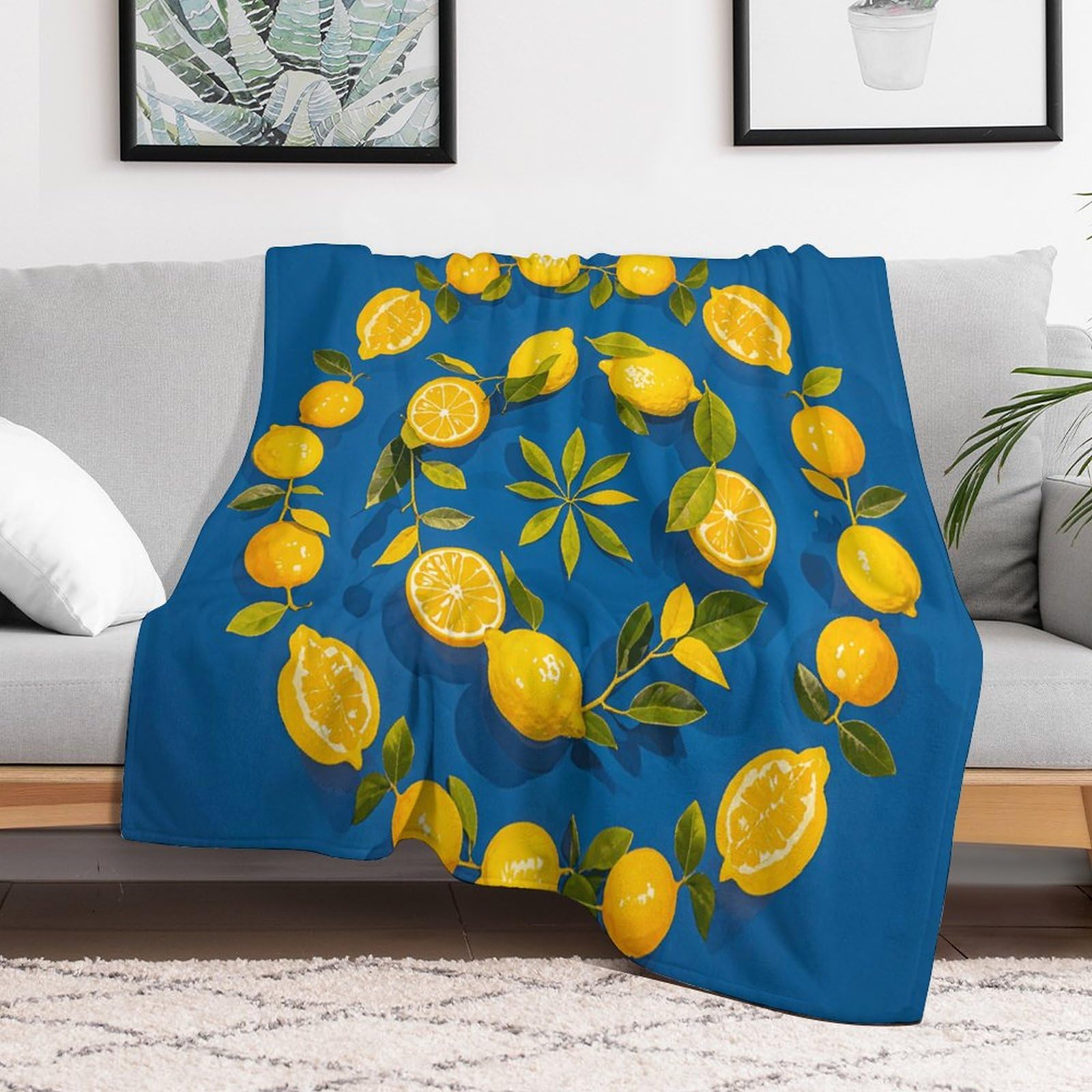 Couverture micro polaire ultra douce pour moments cocooning sur canapé et soirées fraîches