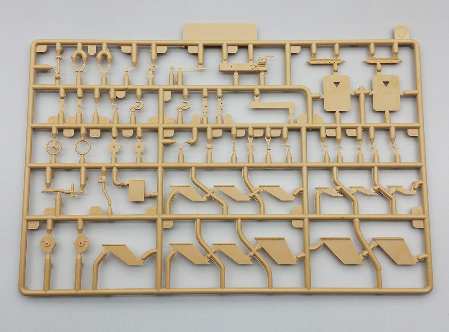 Amazon | アミュージングホビー 1/35 ドイツ軍 88mm砲 Flak41 