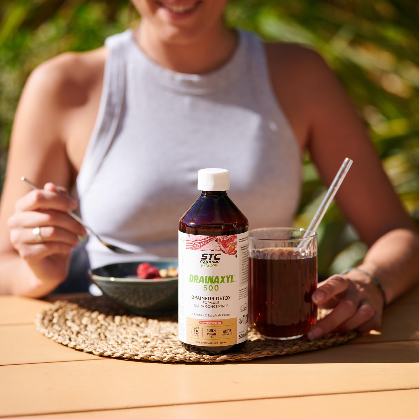 STC NUTRITION - Drainaxyl 500-4 actions : Brûle-graisses, Digestion ventre plat, Circulation jambes légères, Drainant, Détoxifiant - 23 Extraits de plantes dont Elim'Real® - Goût fruits rouges-500ml