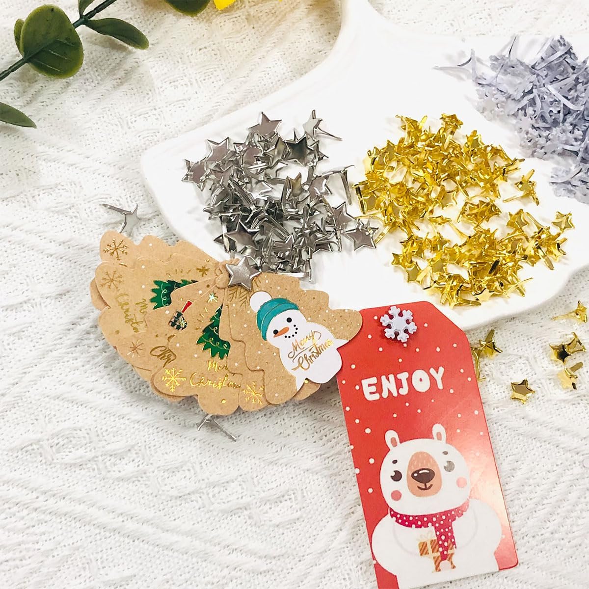 200 Pcs Brads for Paper Crafts Metal Fasteners, Snowflakes and Stars Design, for Christmas Art Crafting School Supplies DIY Greeting Cards Accessories