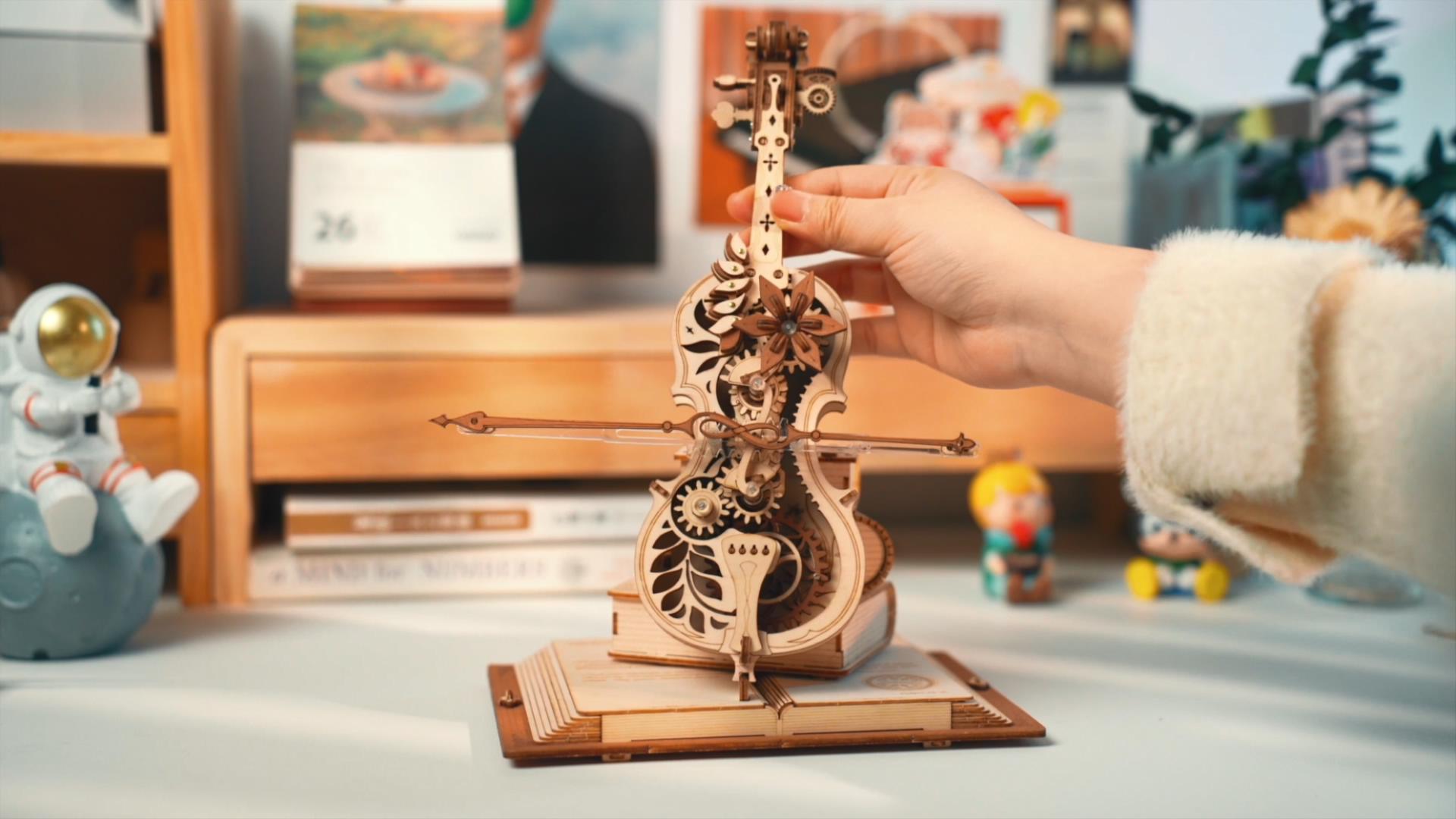 Robotime ROKR Puzzle 3D in legno Violoncello magico Carillon meccanico Stelo mobile Divertenti giocattoli creativi per bambine AMK63  26