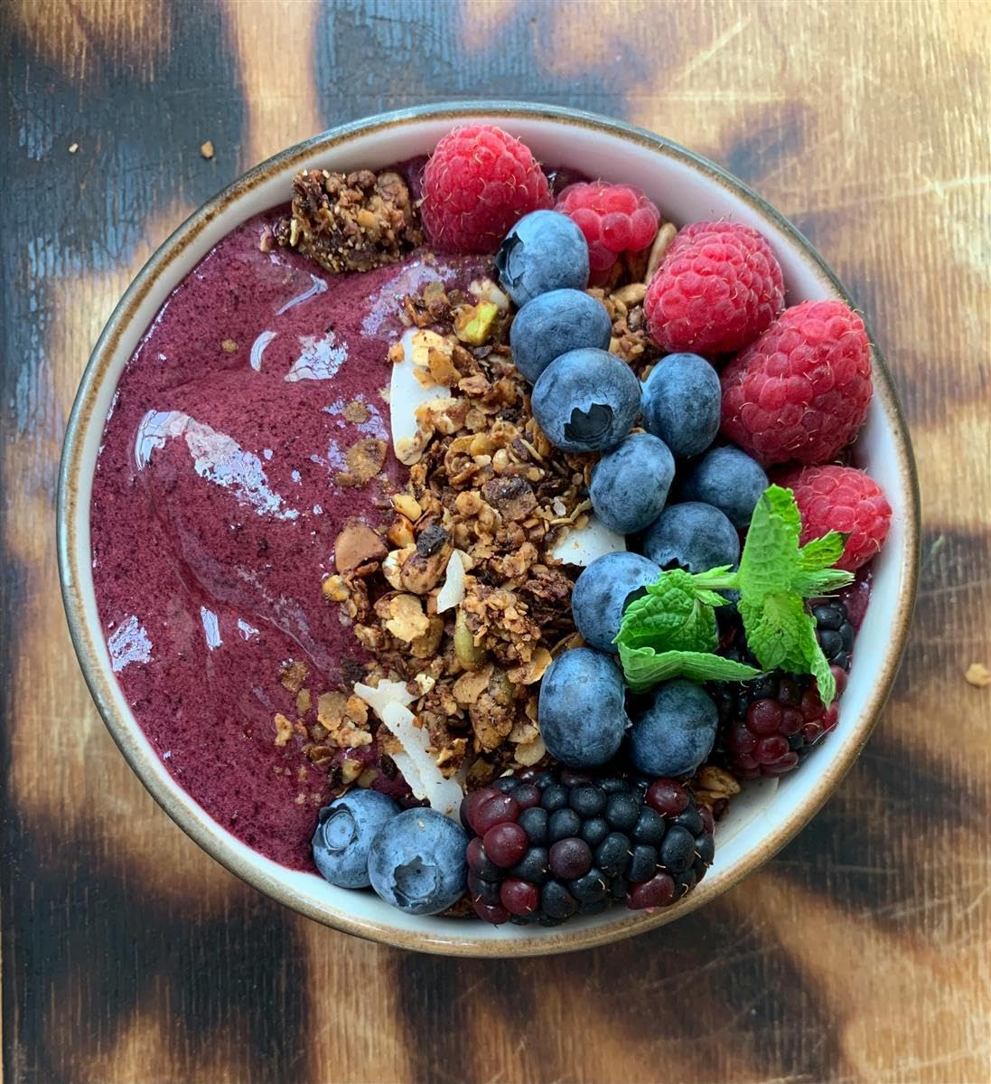 Ponthier BIO Acai-Frucht-Püree - 4x 1kg - Püree aus Acai-Beeren aus dem Amazonas, frei von Farb- und Konservierungsstoffen, für Acai Bowls, Acai Smoothies, Eis, Dessert, Porridge