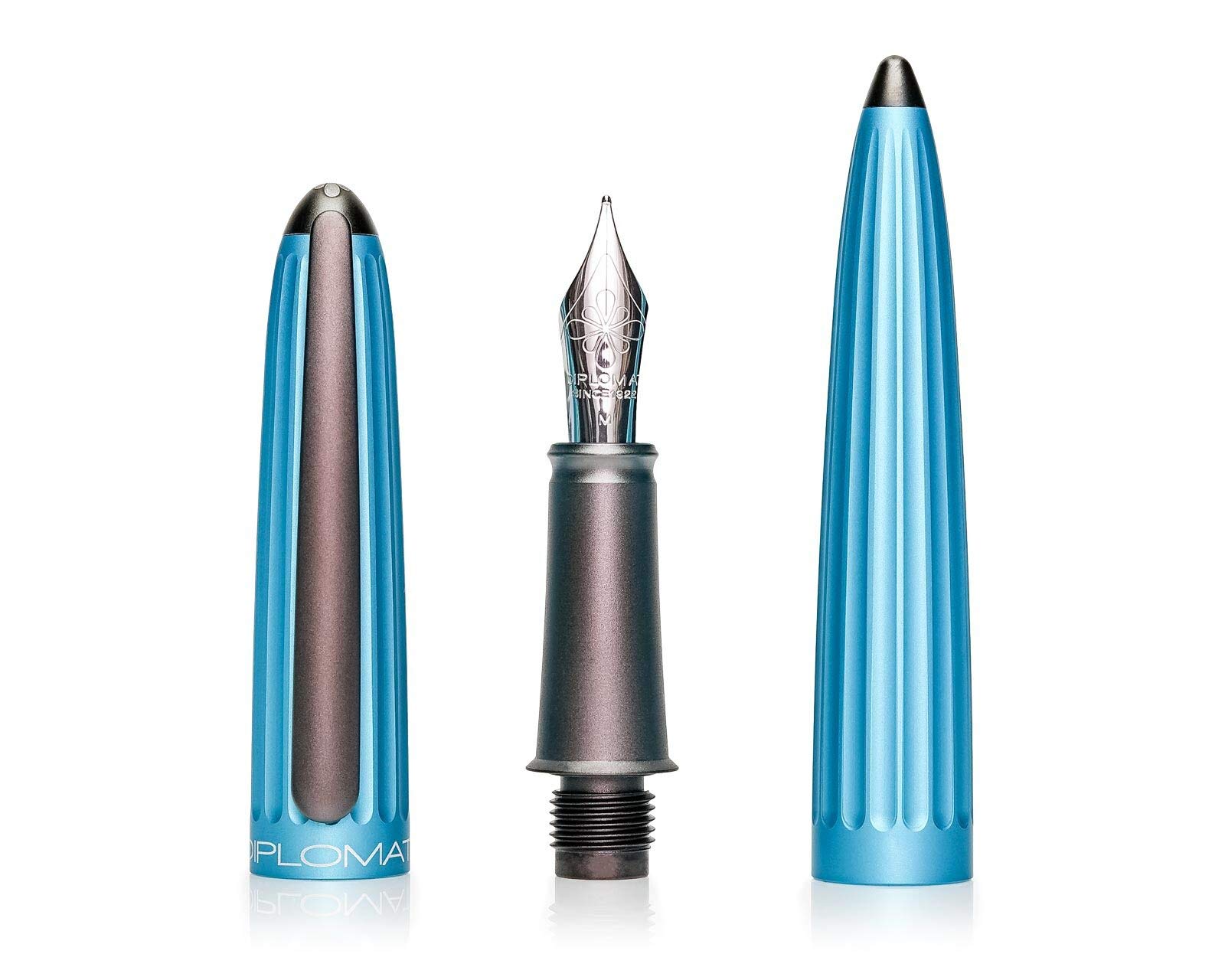 Juego De Pluma Estilográfica Diplomat Aero Stripes - Gris, Incluye Cartucho De Tinta, Funda De Piel Y Garantía De 5 Años