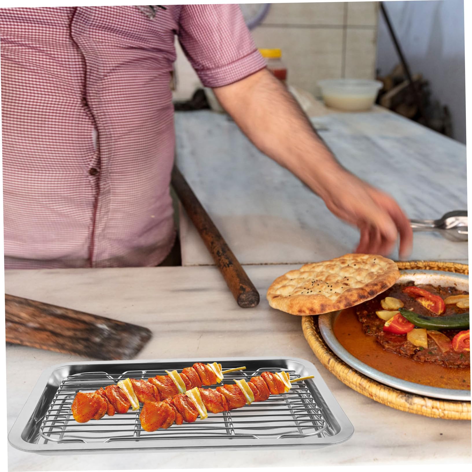 Edelstahl Backblech mit Dickem Backrahmen Rutschfester Backofenrost und Vielseitiges Ölablauf Gestell Leichtes Backblech Frittierhalter und Grillzubehör für Haushalt und