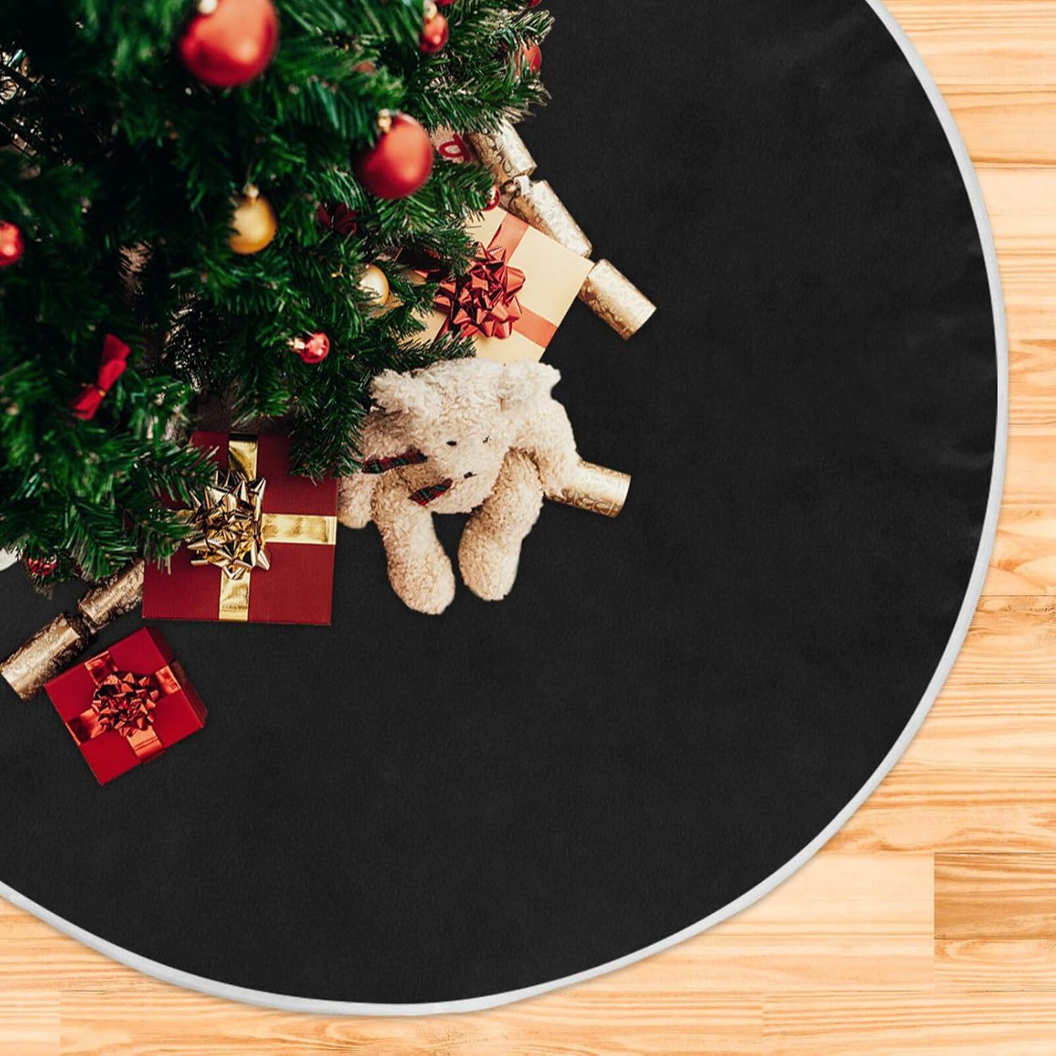 YETTASBIN Solid Black Tree Skirt 35.4 lnch, Large Round Xmas Tree Skirt Indoor Outdoor Christams Ornaments for Holiday Party Home Office Decor