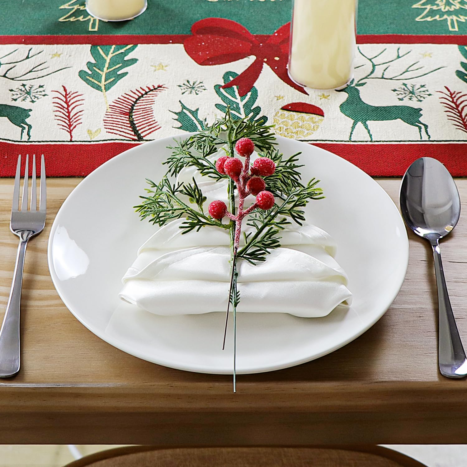 Künstliche Tannenzweige für Weihnachten, gefrostete Beerenstiele, immergrüne Norfolk-Zypressen-Zweige, Stechpalmenbeeren, Winterbeeren, für Vasenfüller, DIY, Basteln, Girlande, Heimdekoration (grün