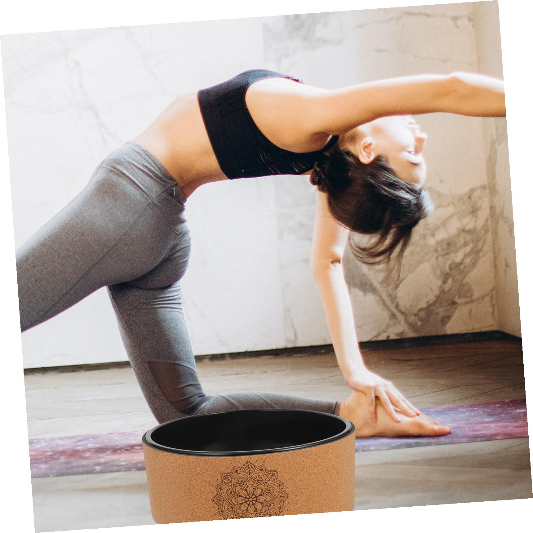 INOOMP Yoga Rad Trainingsrad aus Natürlichem Kork Rutschfest mit Schaumstoffpolsterung Rücken Fitness Yoga Zubehör für Dehnung und Pilates