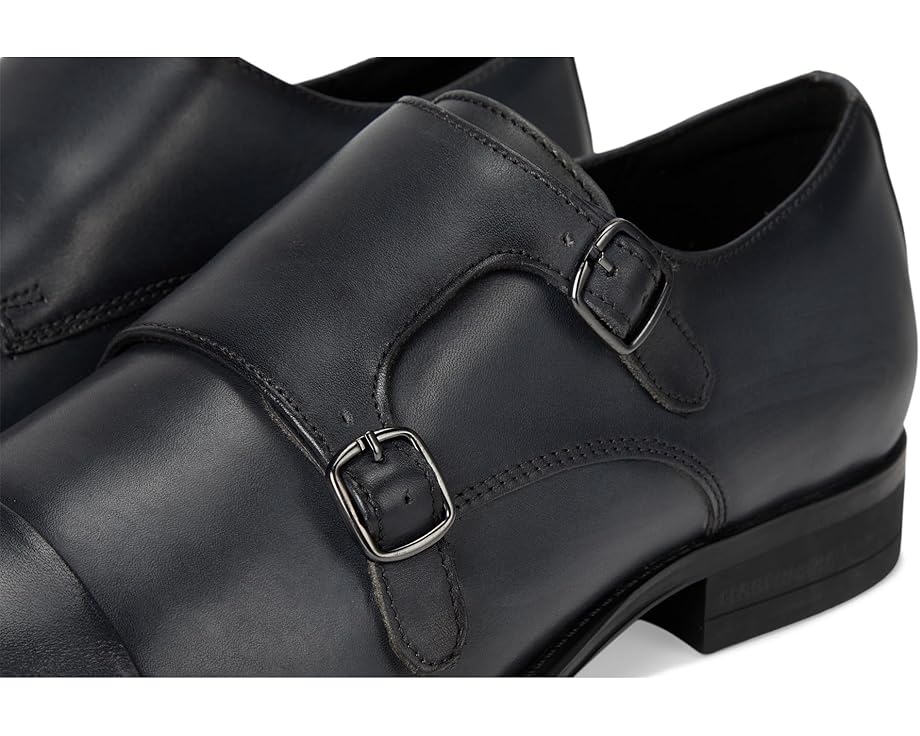 Kenneth Cole Charles - Right View