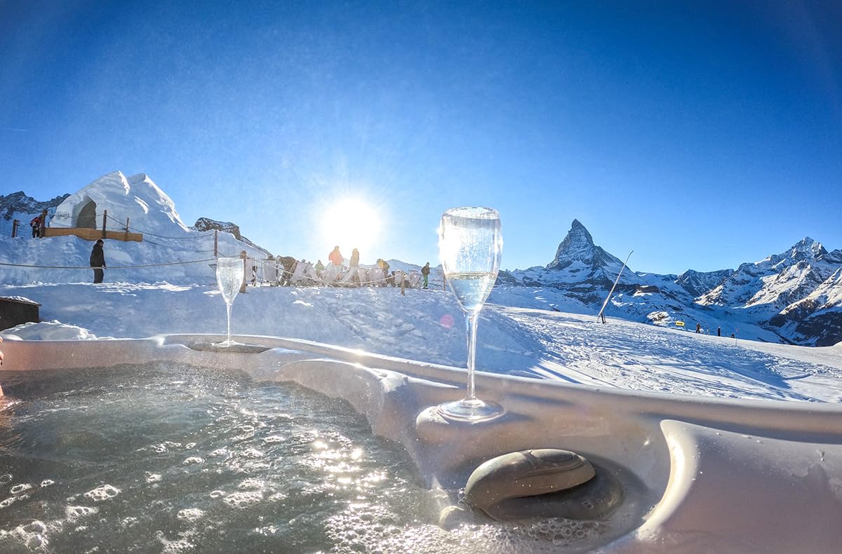 JOCHEN SCHWEIZER Geschenkgutschein: Übernachtung im Romantik-Iglu Zermatt für 2 (1 Nacht)