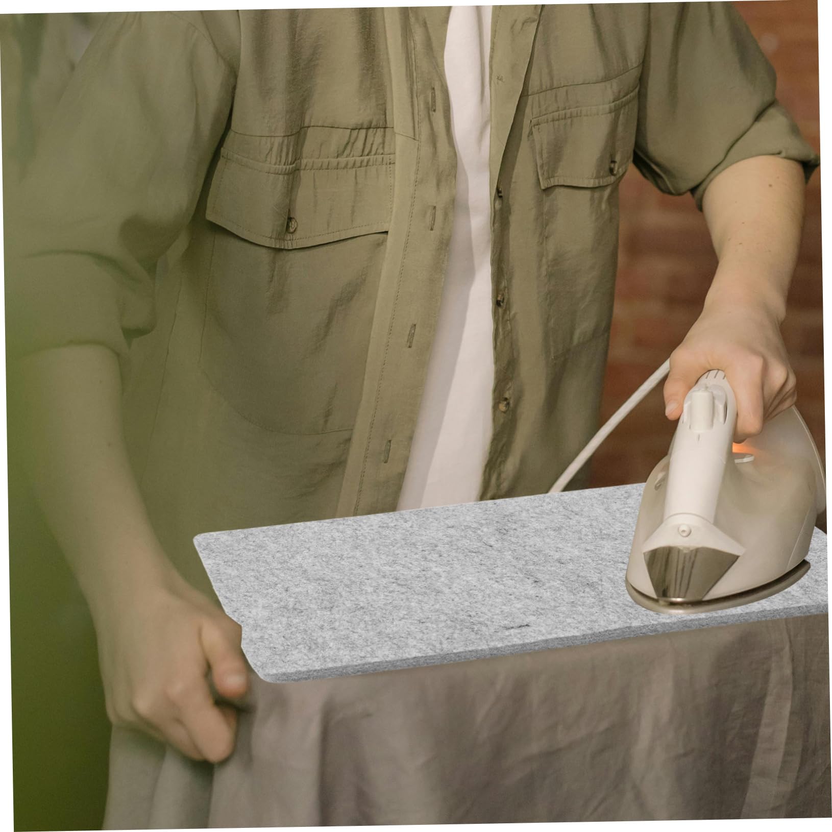 DOITOOL Tappetino per Stirare in Feltro di Lana Morbido e Assorbente, Pad da Stiro Compatto per Abbigliamento, per Trapuntatura e Cucito su Tavolo