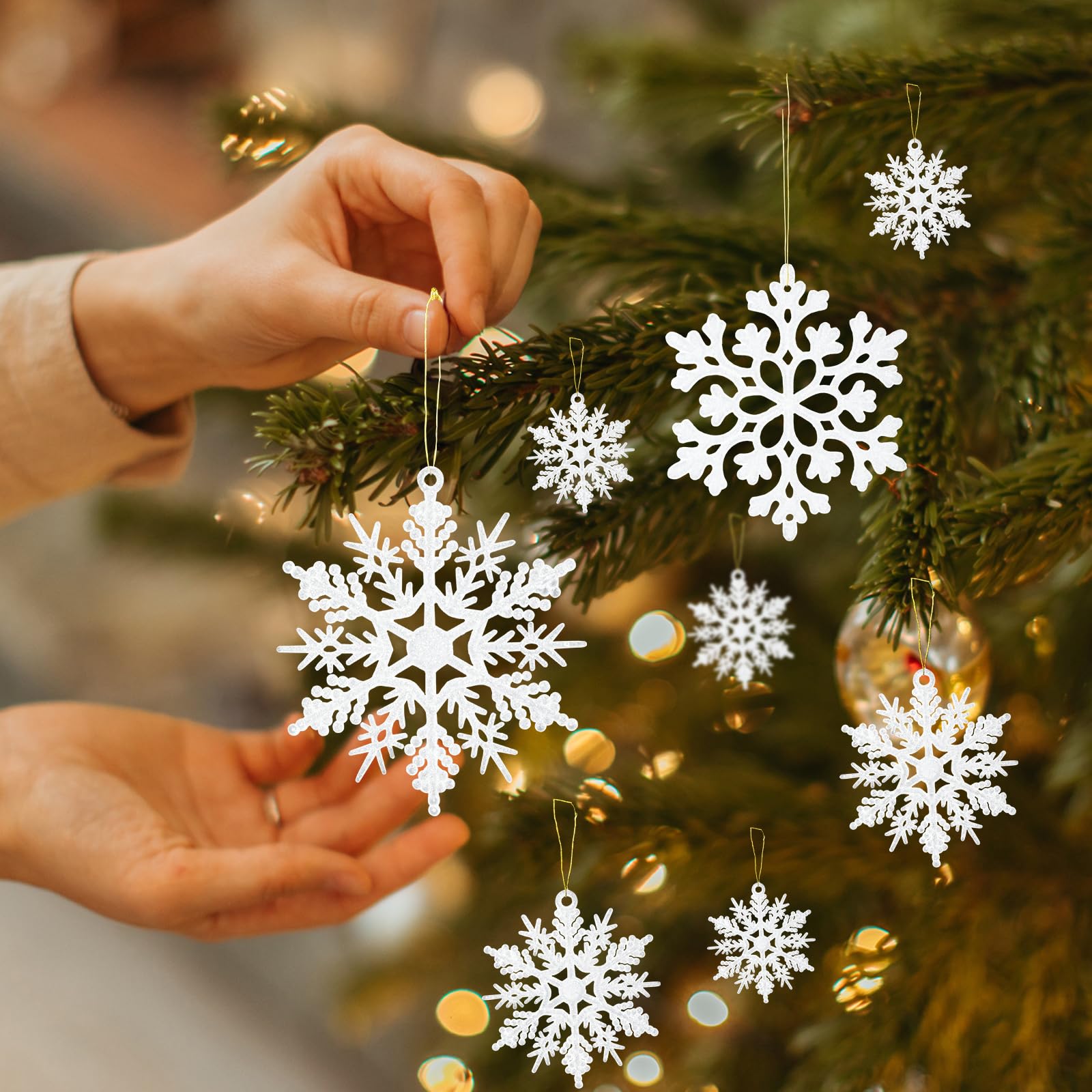 MSQ Lot de 36 Flocons de Neige à Paillettes avec String pour Sapin de Noël | Décoration suspendue - Flocon de neige pour maison, mariage, vacances, fête