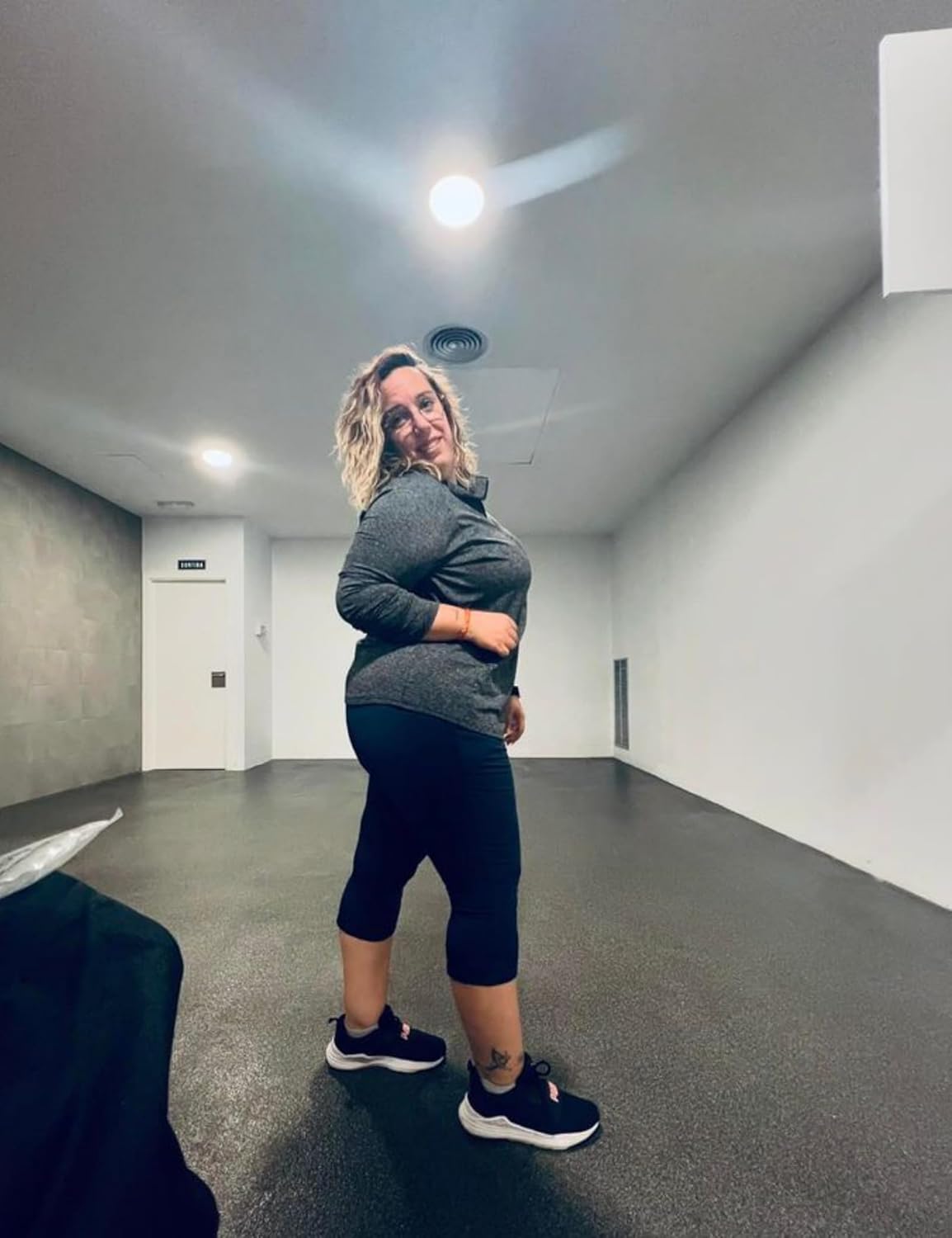 FOREYOND Plus Size Golf Polo Shirts for Women Long Sleeve Quarter Zip Pullover Athletic Workout Tops Yoga Gym Clothes - Image 2