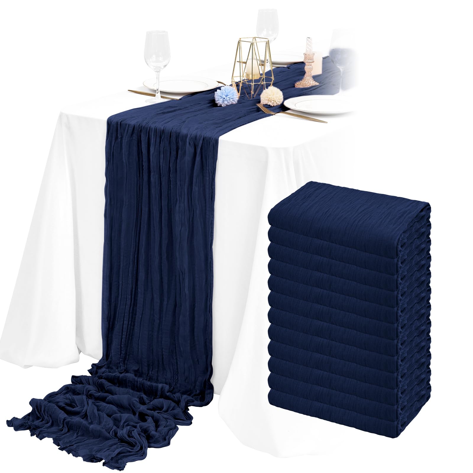 Chemin de table en gaze bleu marine : la nappe drapée pour grand mariage