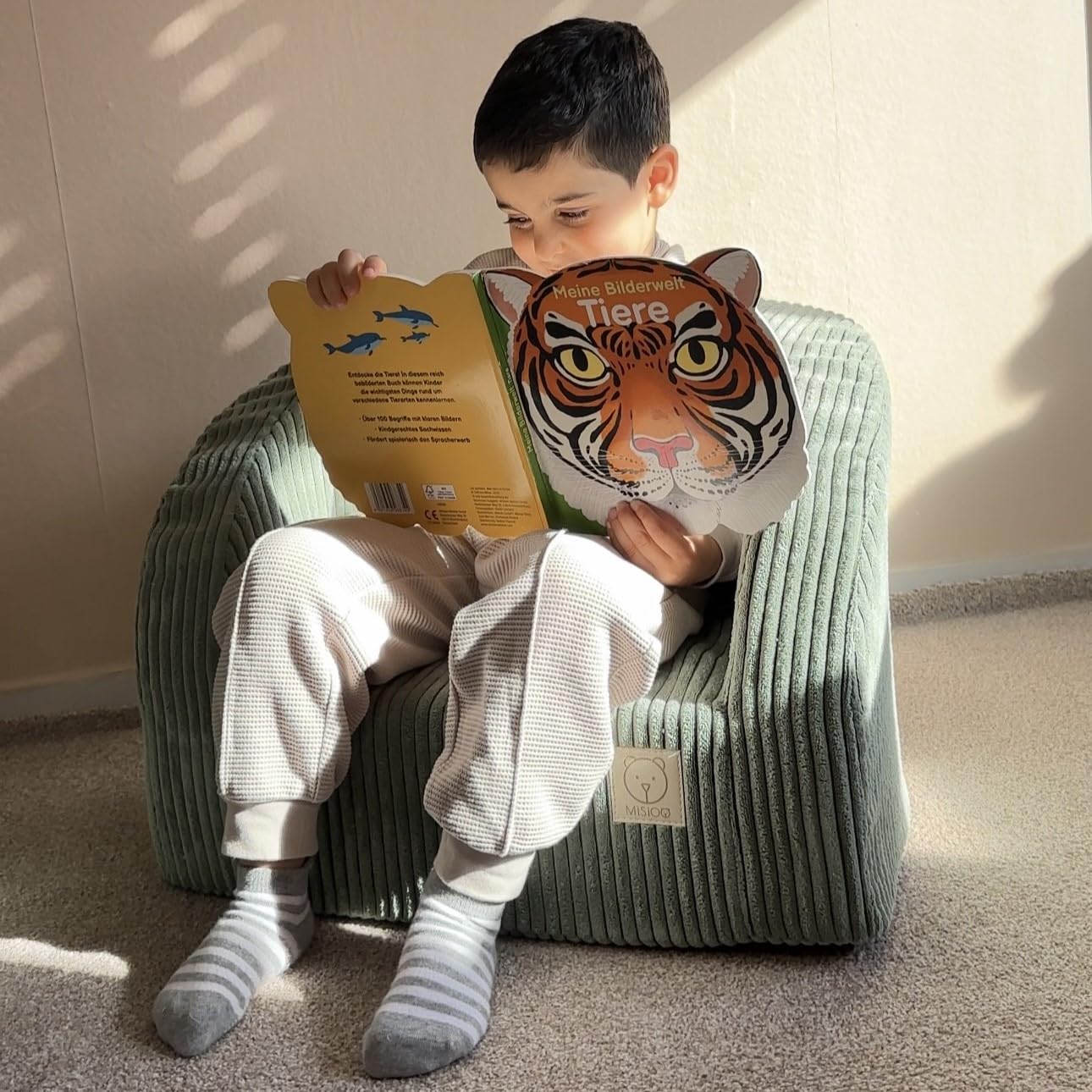 MISIOO Fauteuil pour Enfant à partir de 1 an, en Corduroy, de qualité supérieure, Stable et Doux, rembourré, Ergonomique, 40 x 53 x 36 cm, Fauteuil pour Enfant à partir de 1 an