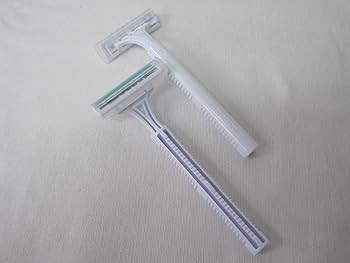 ホテルのアメニティ　使い捨てT字カミソリ 500本 Amazon.co.jp: AmenityBox 業務用使い捨てT字カミソリ RA二枚刃