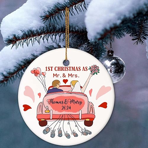 Vista 16 de WHIDOBE Adorno personalizado de nuestra primera Navidad como el señor y la señora, regalos de boda para pareja, novia y novio, adorno de casado