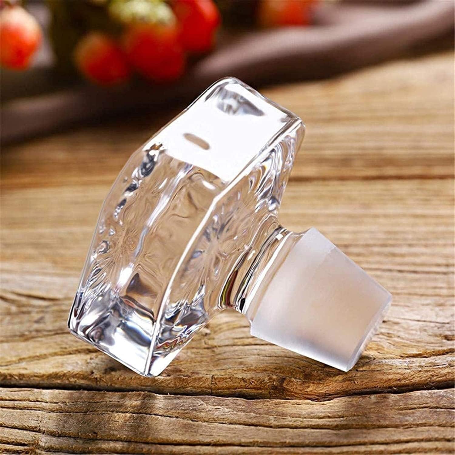 Personality Wine Decanter and Glasses Set Whiskey anter Glass Bottle with Sealed Geometric Stopper Water Dispenser Wine Bourbon Whiskey Brandy Liquor Liquor Decanters