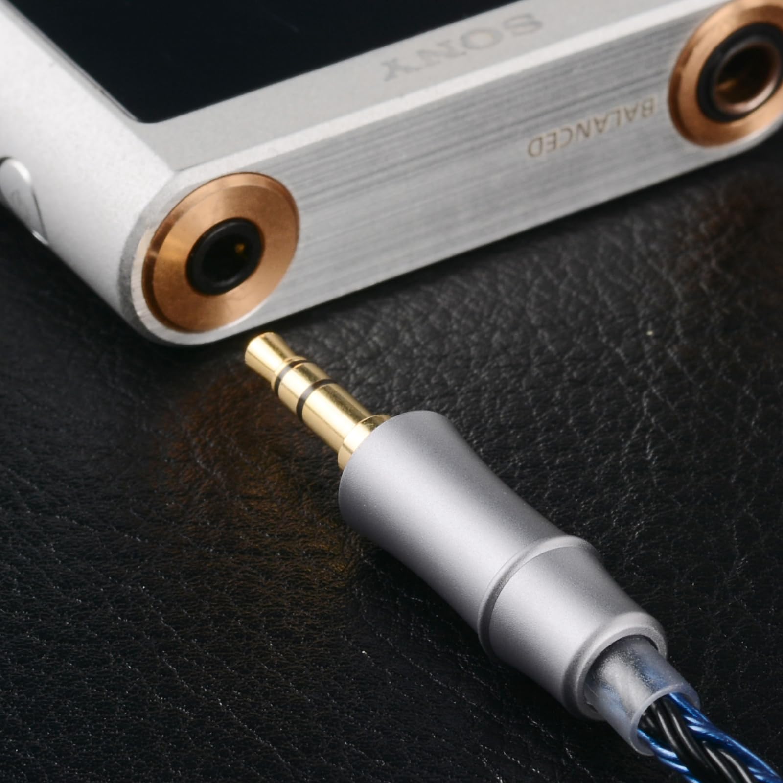 Cable de auriculares mejorado, cable de monitor intraural, cables IEM chapados en plata de 16 núcleos para KZ AS10 ZS10 ZST TRN V80, etc., funciona en audiófilo músico (0,78 mm-2 pines, 1,5 m