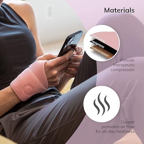 Miniatura 3 de BraceAbility Muñequera para mujer  Envoltura de compresión de cobre rosa derecha o izquierda para el embarazo túnel carpiano, tratamiento de
