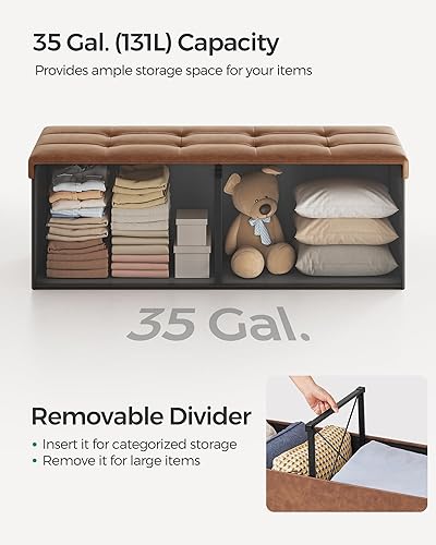 Miniatura 5 de SONGMICS Otomana de almacenamiento, 35 Gal., Baúl de almacenamiento, banco reposapiés plegable, capacidad de carga de 660 libras, cuero sintético,