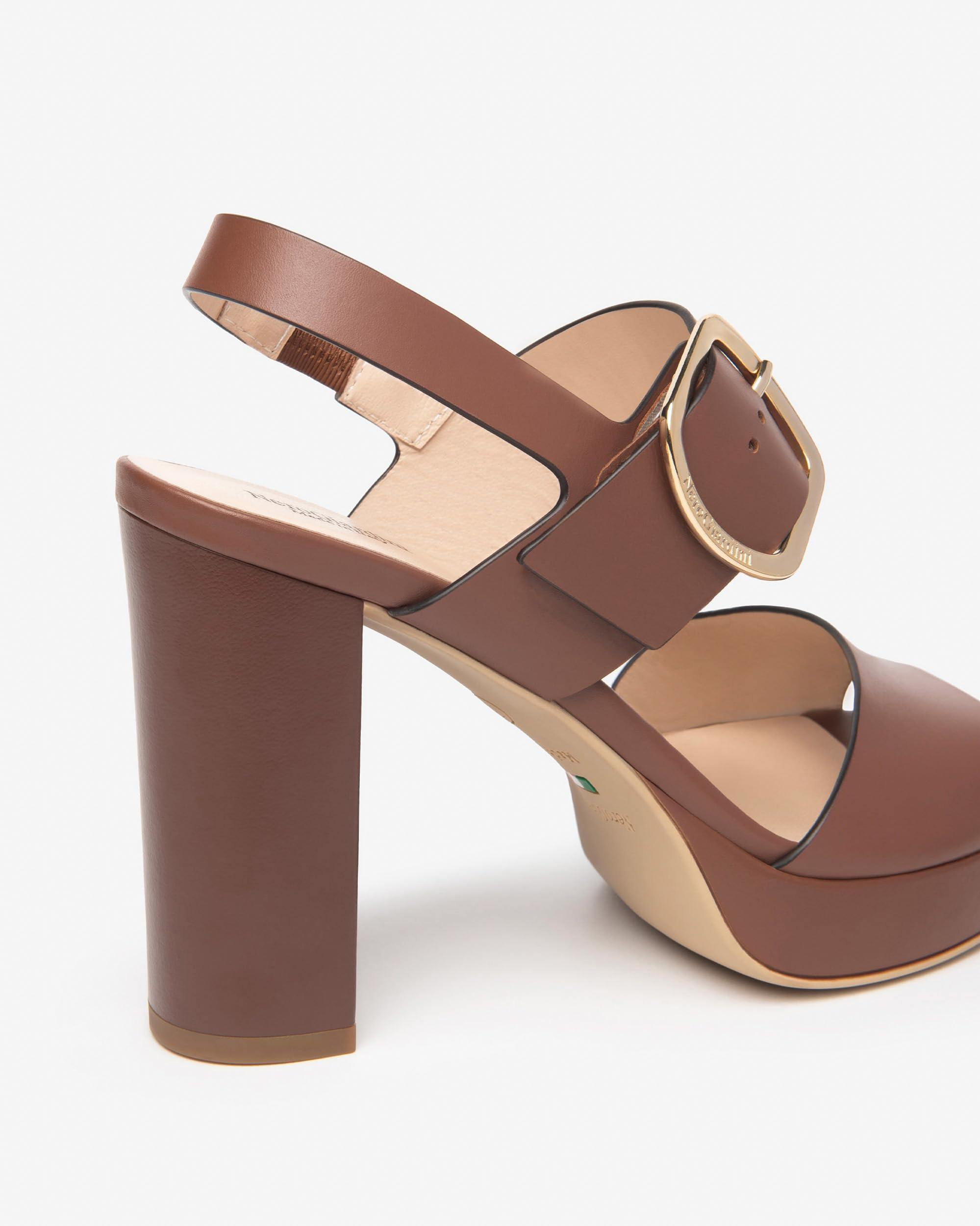 Nero Giardini E513354D - Sandalias de mujer de piel