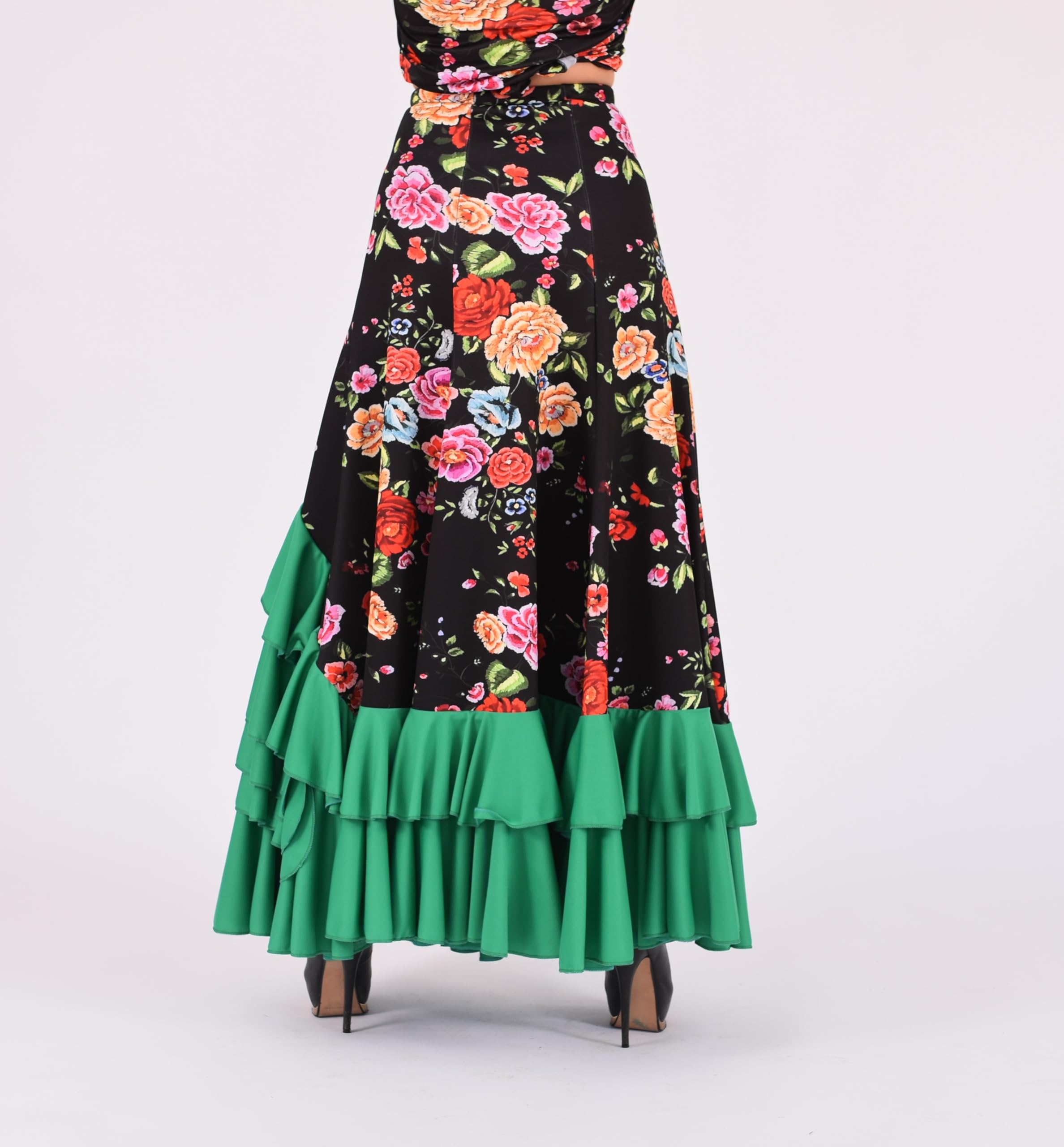 Falda Flamenca Mujer con 5 Volantes – Mucho Vuelo y Caída Espectacular – Ligera, Cómoda y Ideal para Baile, Ensayo o Escenario