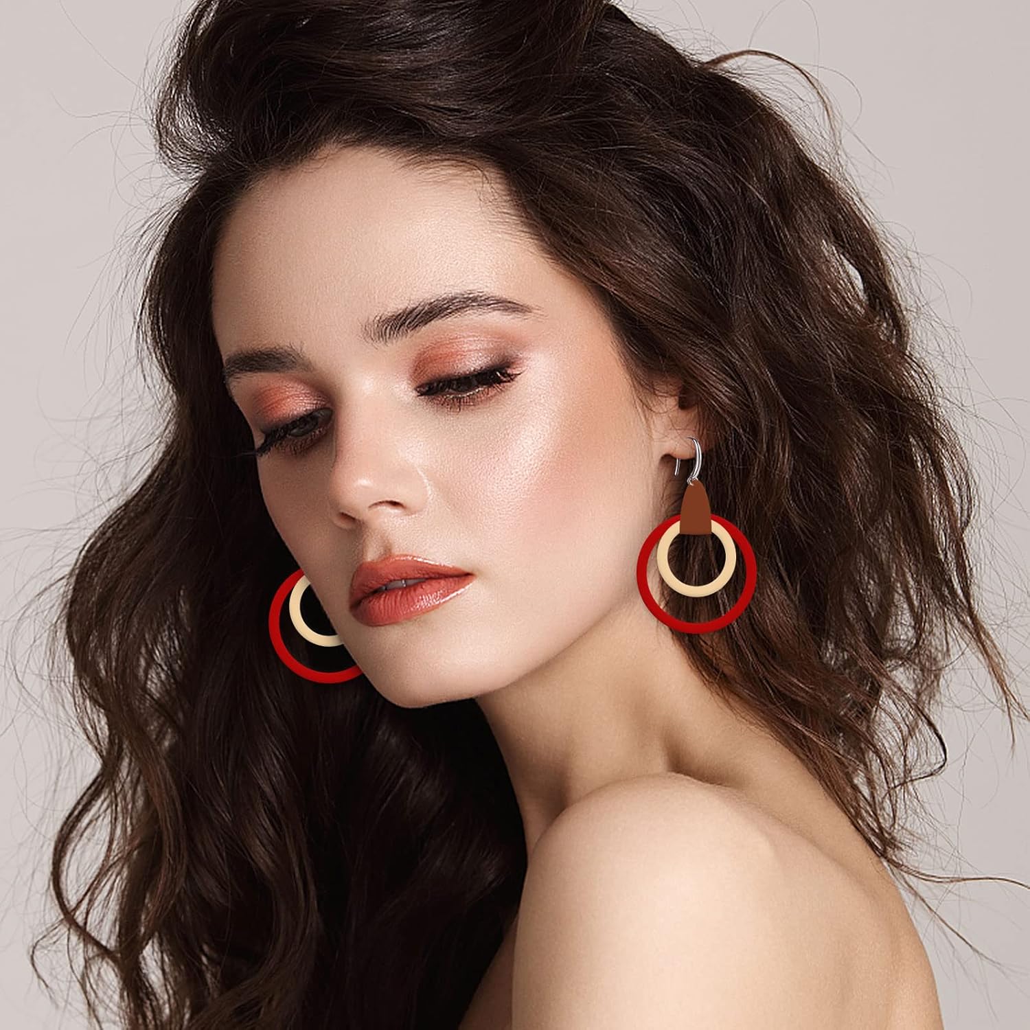 SUPERDANT 不規則な円形のレザーカッティングダイフープイヤリング エンボス加工 木製ダイレザーカッティングマシンテンプレート