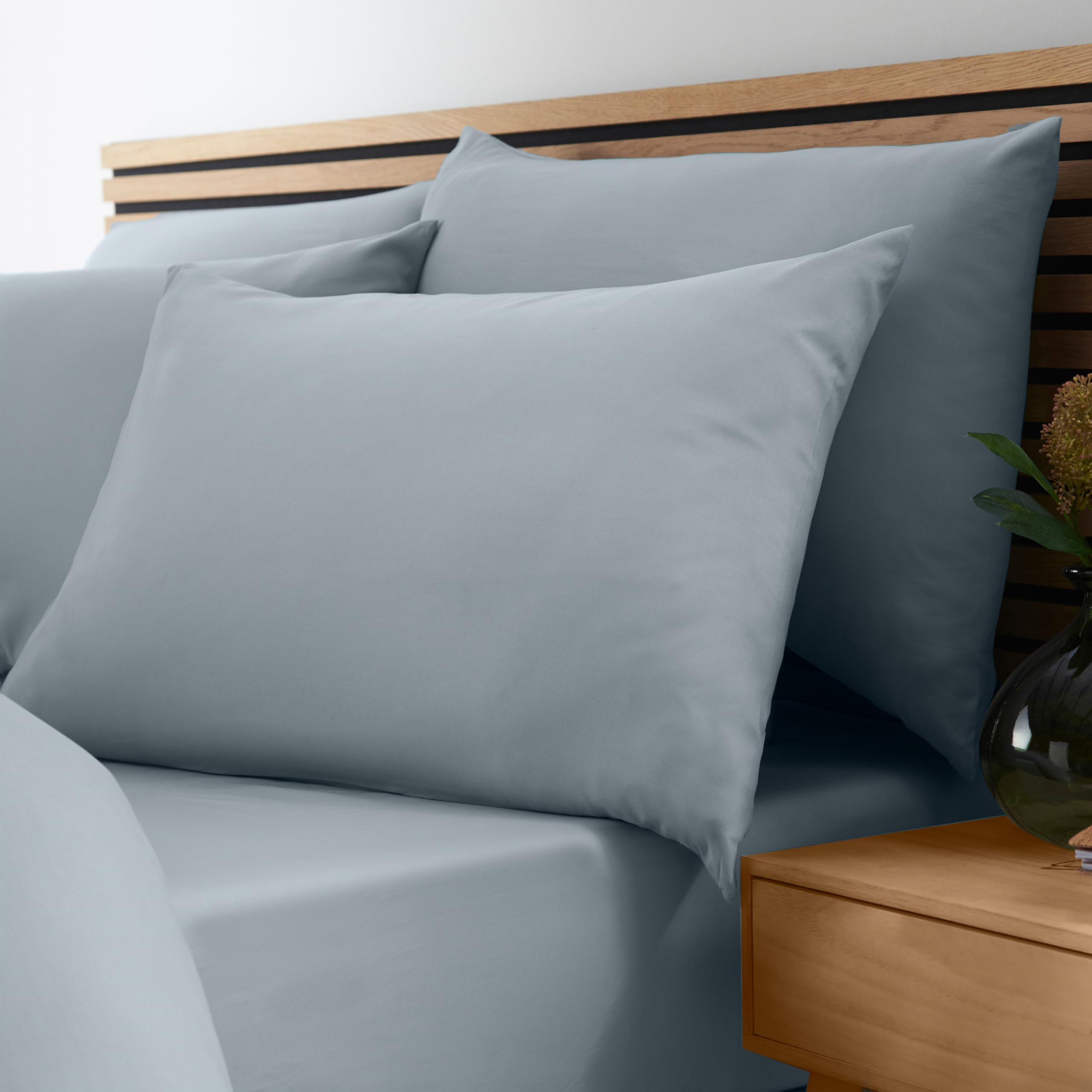 Catherine Lansfield Fitted Sheet. Super King. Slate Grey