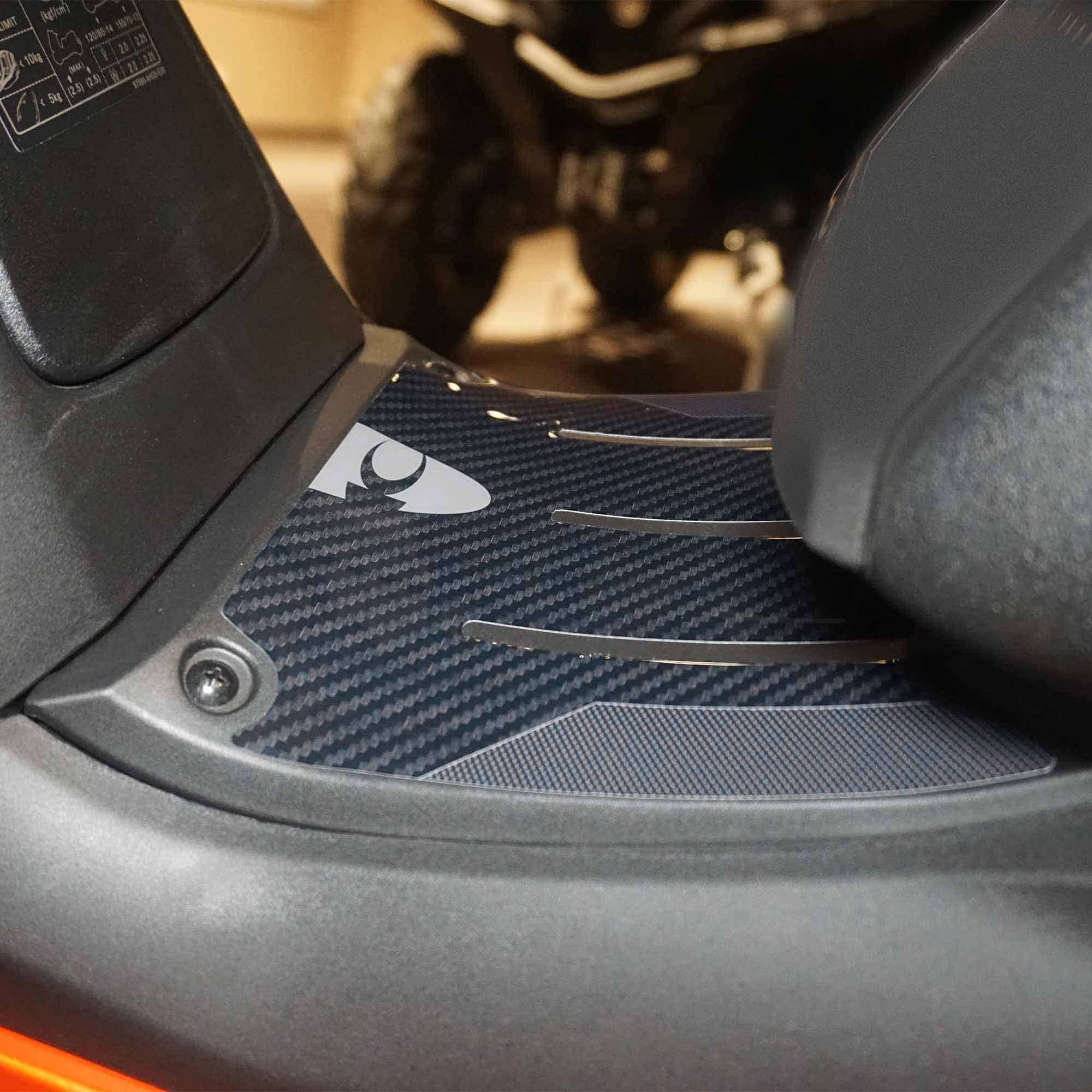 labelbike - 3D Gel Resin Sticker Scooter Central Footboard Protection Compatible with Kymco DTX 360 125 300 350