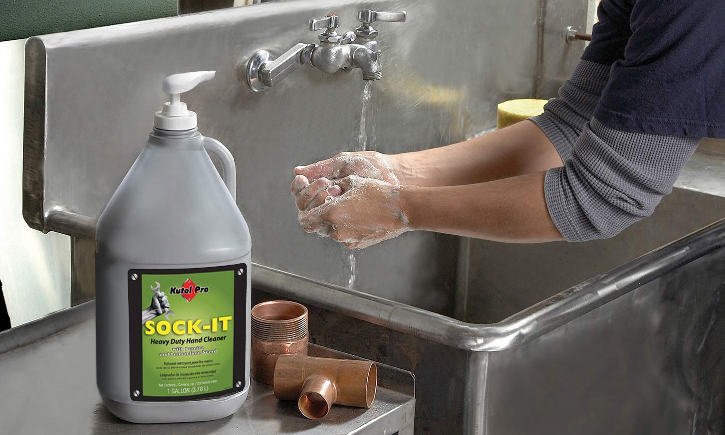 Kutol Pro 1613 Sock-It Heavy Duty Hand Cleaner, 1 Gallon Pump Bottle, Bright Green with Lemon-Lime Scent (Pack of 2)