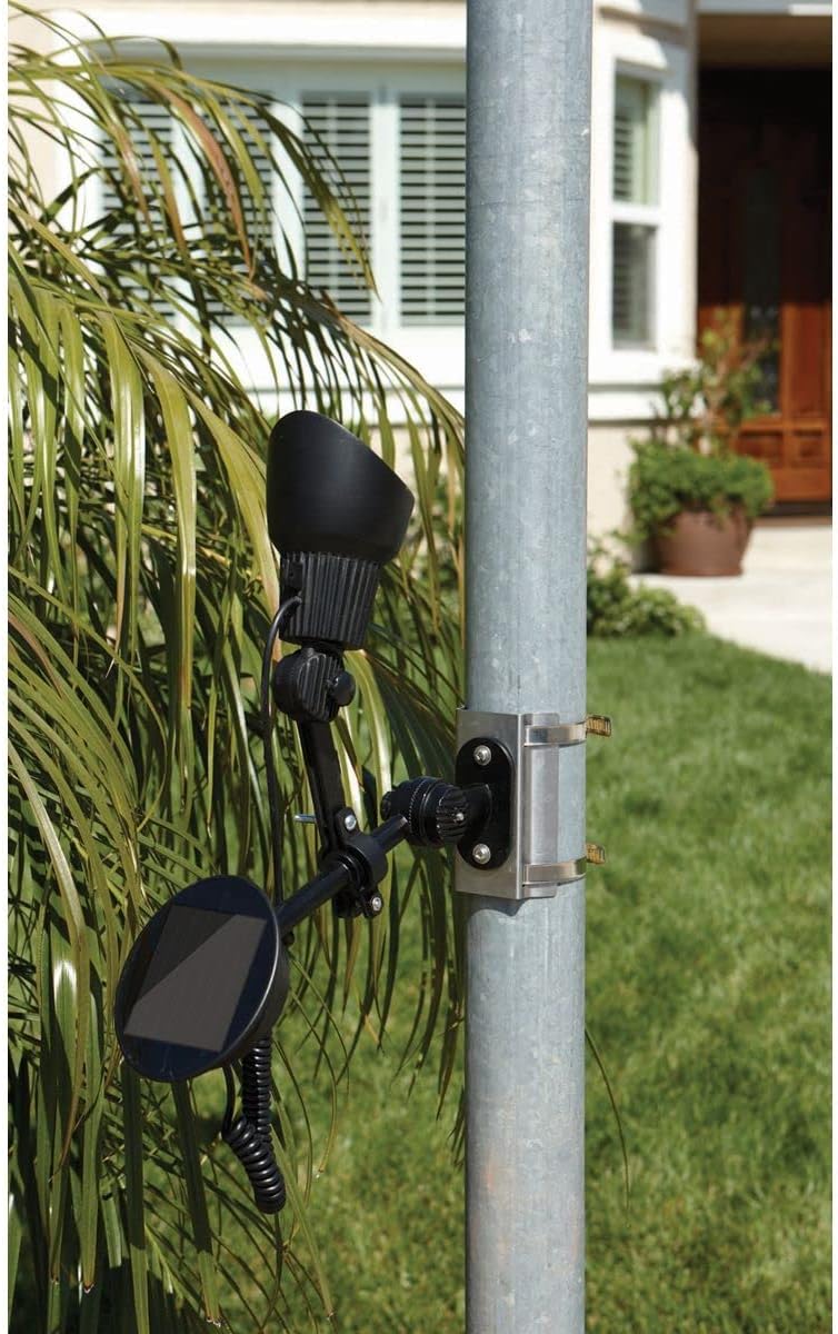 Solar LED Flagpole Light from TNM by Luminar Outdoor
