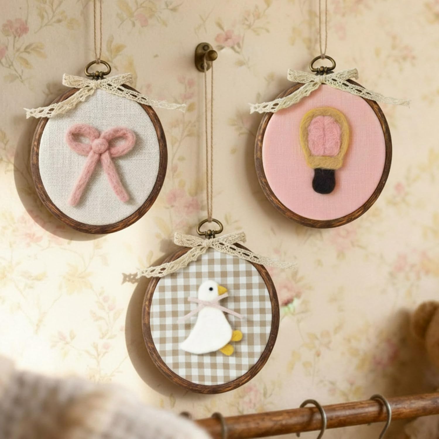 Soulchen 3 Pcs Felted Nursery Wall Decor with Goose Bow Hot Air Balloon 5 x 6 Inch Cute Animal Wall Art Vintage Decorative Artwork for Nursery Bathroom Living Room Baby Room Bedroom Farmhouse Decor