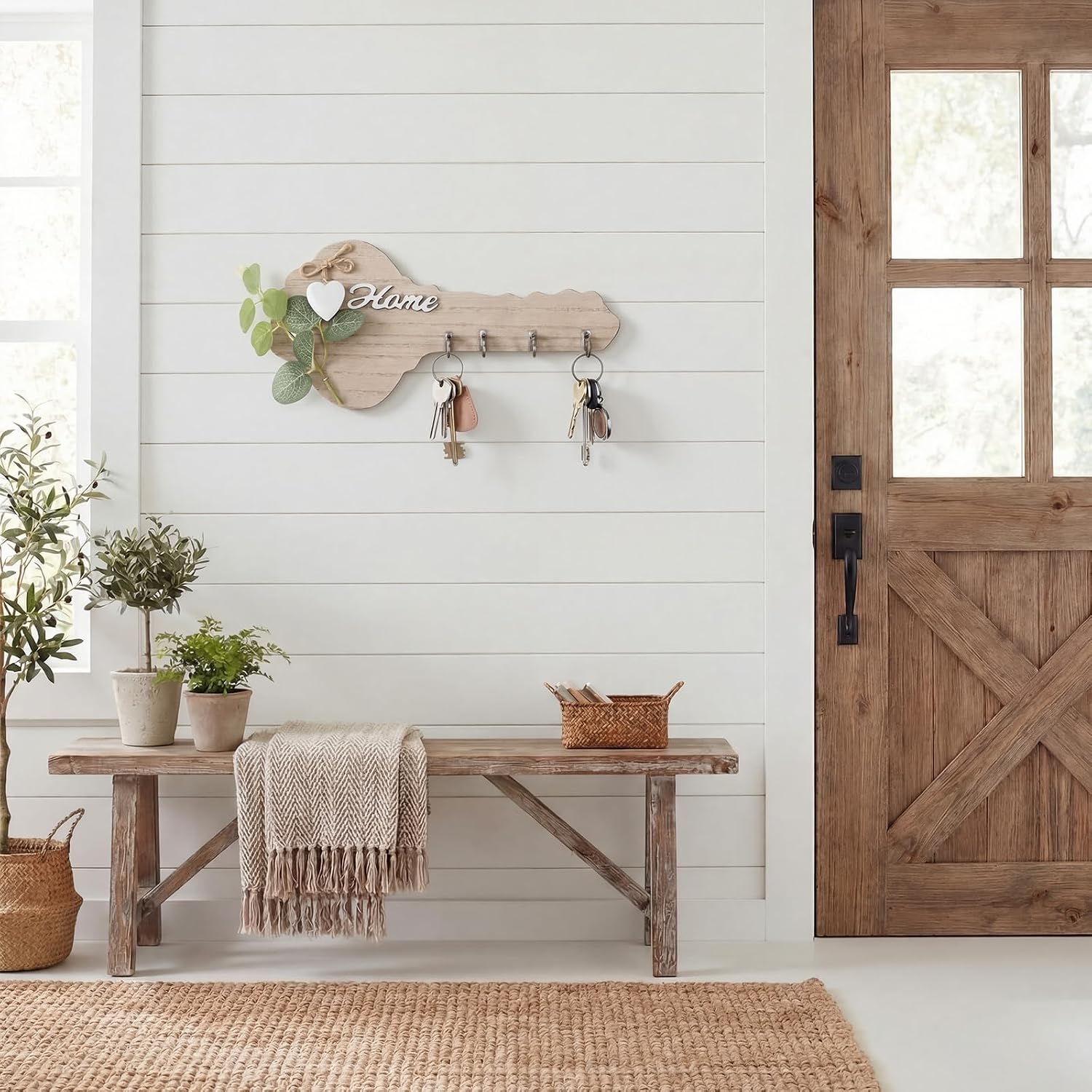 Gerrii Rustic Wooden Home Key Holder Wall Decor with Heart Accent & 4 Hooks, Wall Mount Entryway Organizer for Keys Coats Bags Hats, Stylish Modern Home Decoration for Kitchen Living Room Bedroom