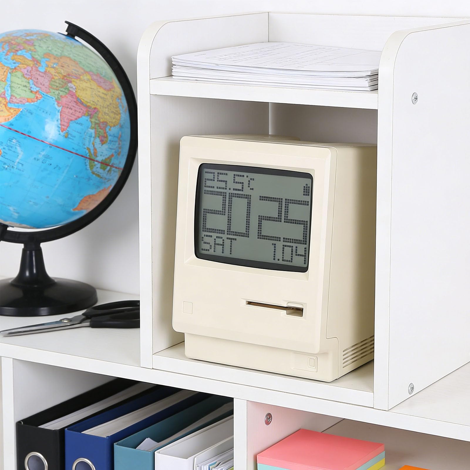 Reloj Despertador Retro de Píxeles, Reloj de Escritorio Estilo Computadora de los Años 1984, Calendario, Temperatura, Brillo Ajustable, Regalos Tecnológicos
