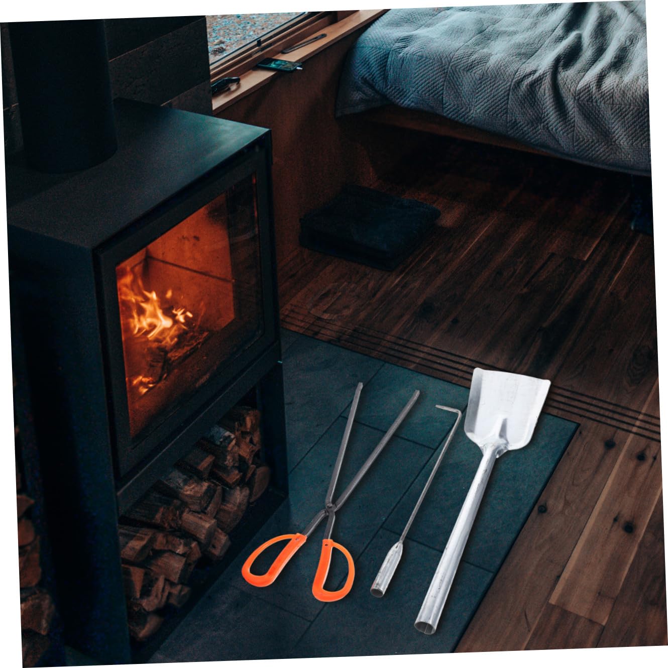 GLEAVI Set Attrezzi per Caminetto 3 Pezzi Pala in Ferro, Attizzatoio e Gancio Antincendio Ergonomici per Uso Domestico e Giardino, Accessori Invernali per Riscaldamento e Caminetti