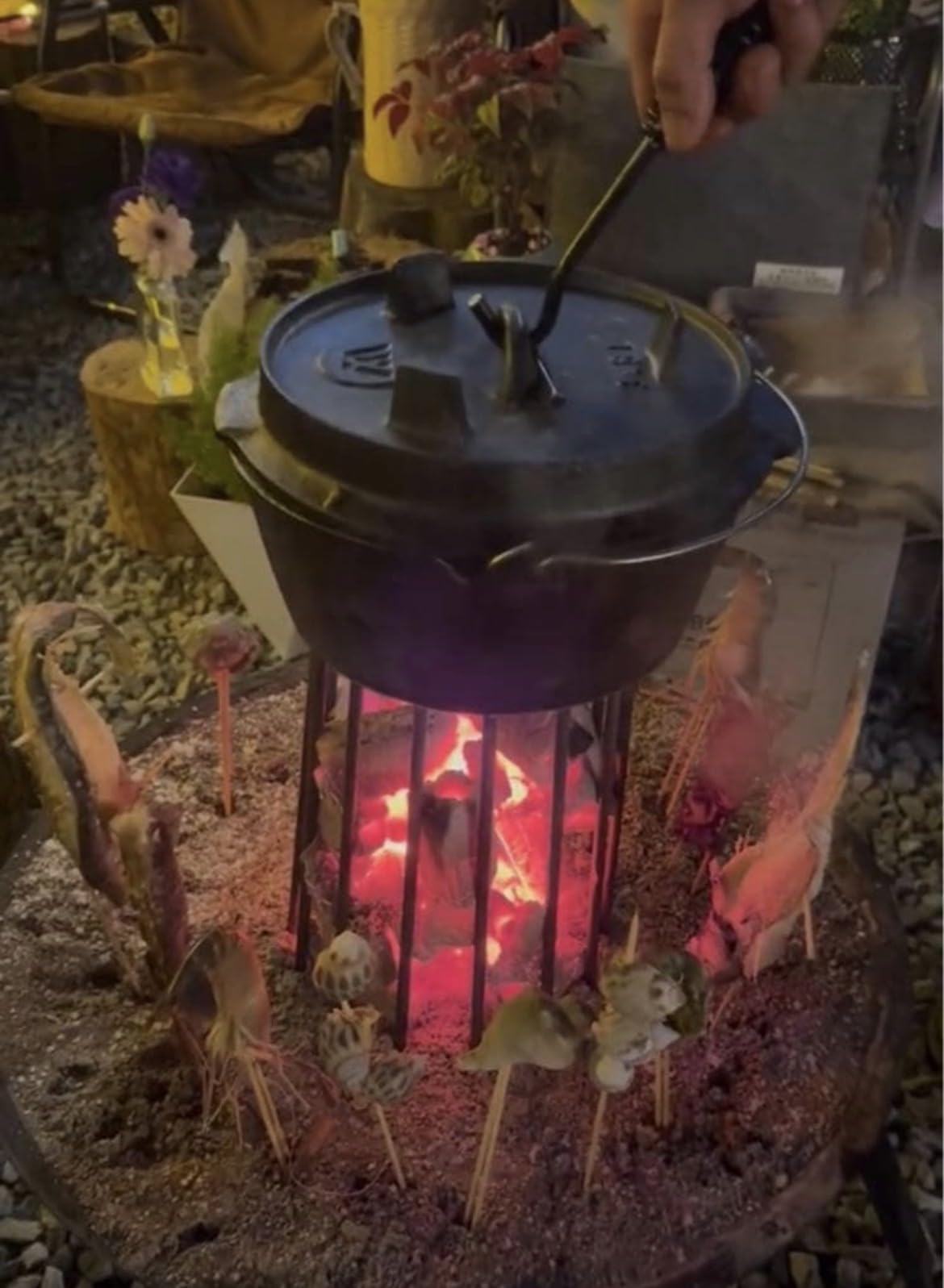 Amazon.co.jp: 原始焼きスタンド 炉端焼き 五徳 魚焼き 枠 囲炉裏 火鉢