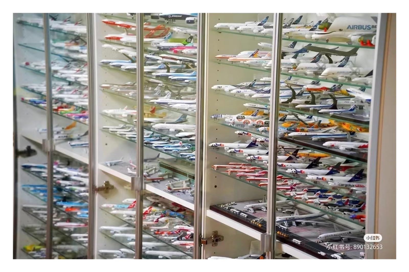 Scala in Miniatura 1 400 Per L'EGITTO Air Airways Boeing B777 Airlines Modello Aereo Con Supporto In Lega Di Metallo Giocattoli Per Aerei Kit Giocattolo Per Aerei