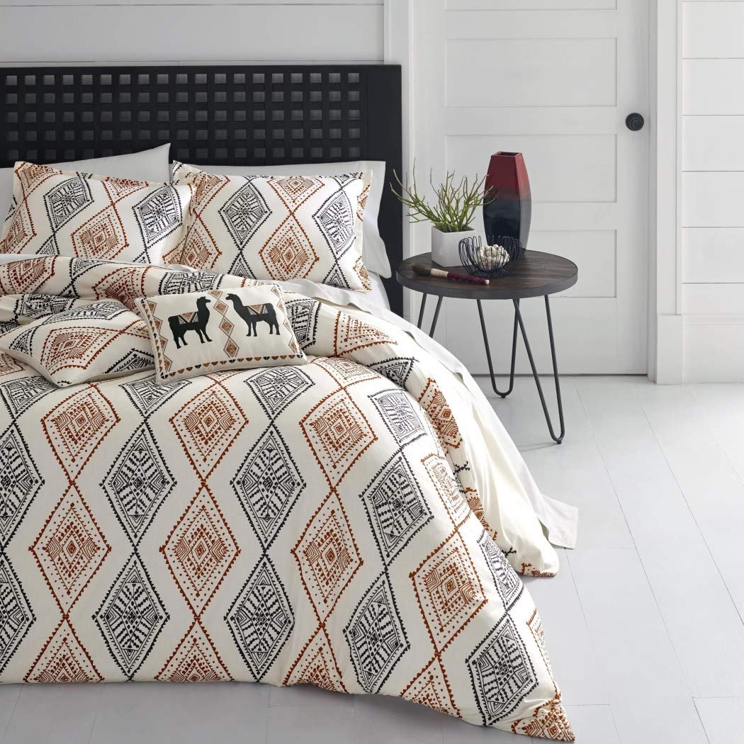 Vertical Diamond Ikat Bedding, Burgundy 