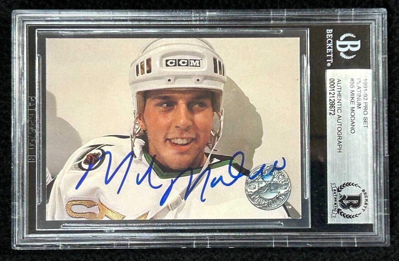 Amazon.com: Mike Modano Signed 1991/92 Pro Set Platinum Card #55
