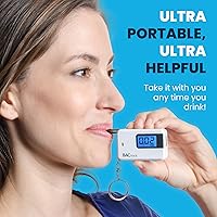 Vista 3 de BACtrack Go Keychain Breathalyzer (blanco) Llavero de bolsillo ultraportátil probador de alcohol para uso personal