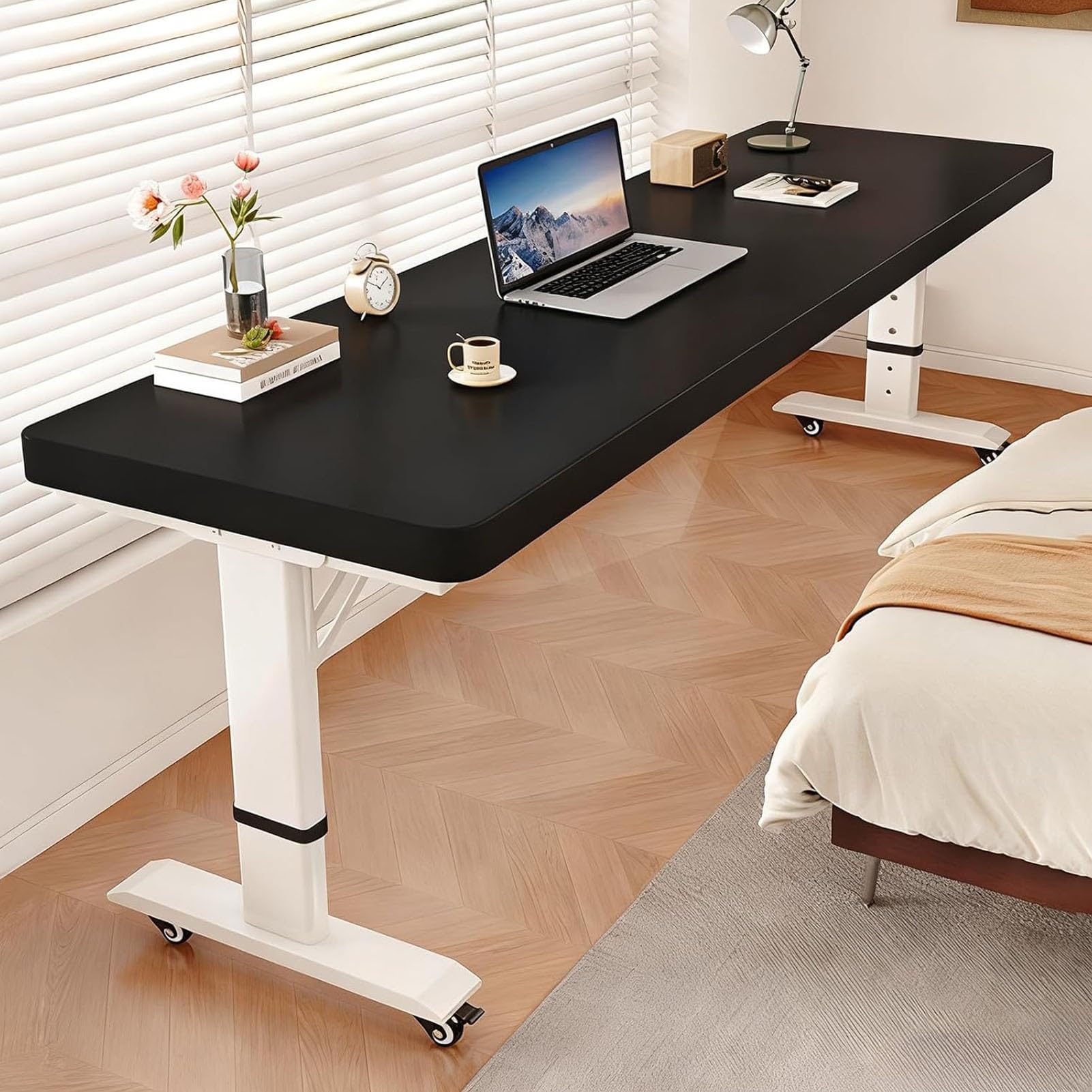 Table de lit avec roulettes et bureau d'ordinateur portable réglable en bois pour la maison