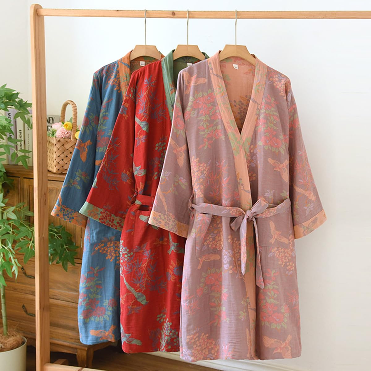 Camisón de Algodón de Doble Gasa Tradicional Hanfu de Longitud Media con Estampado, Cinturón de Lazo, Bata Pijama Holgado, Camisón Cómodo para Sudoración, Yukata, Traje de Sauna, Ropa de Dormir