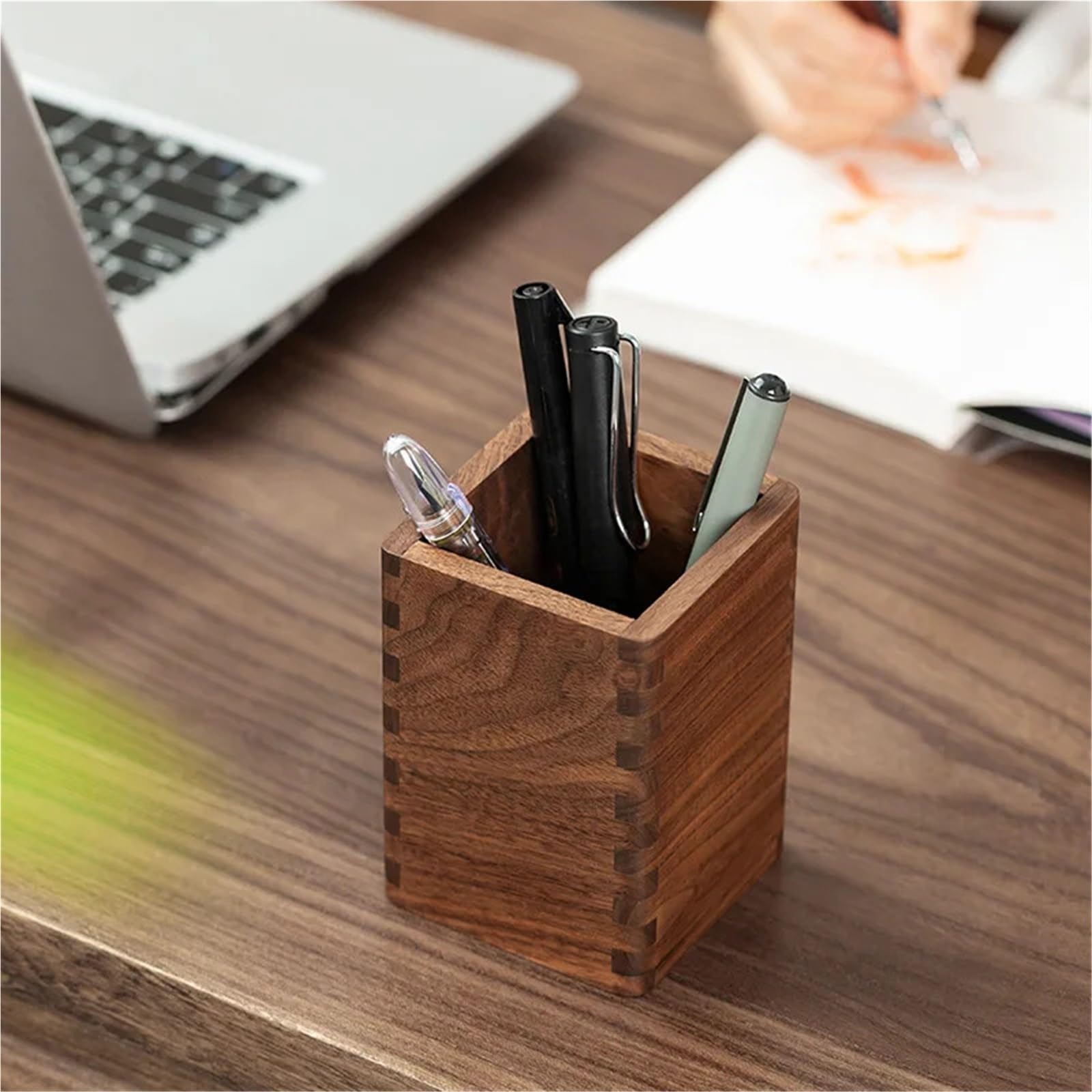 Bambus-Stifthalter Schwarzer Walnussholz-Stifthalter, kreative Massivholz-Aufbewahrungsbox, Büro-Desktop-Ornament, modern