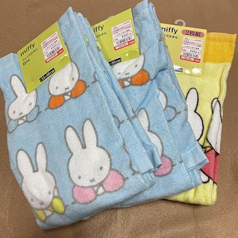 Amazon Co Jp ミッフィー タオル フェイスタオル しまむら Miffy ホーム キッチン