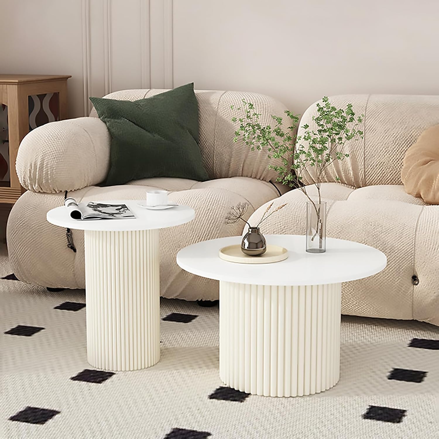 Round Coffee Table Set of 2, Cream White Nesting Coffee Table, Metal Side Table Drum Accent End Table Embossed Design Circular Coffee Table Set for Living Room Bedroom Small Space