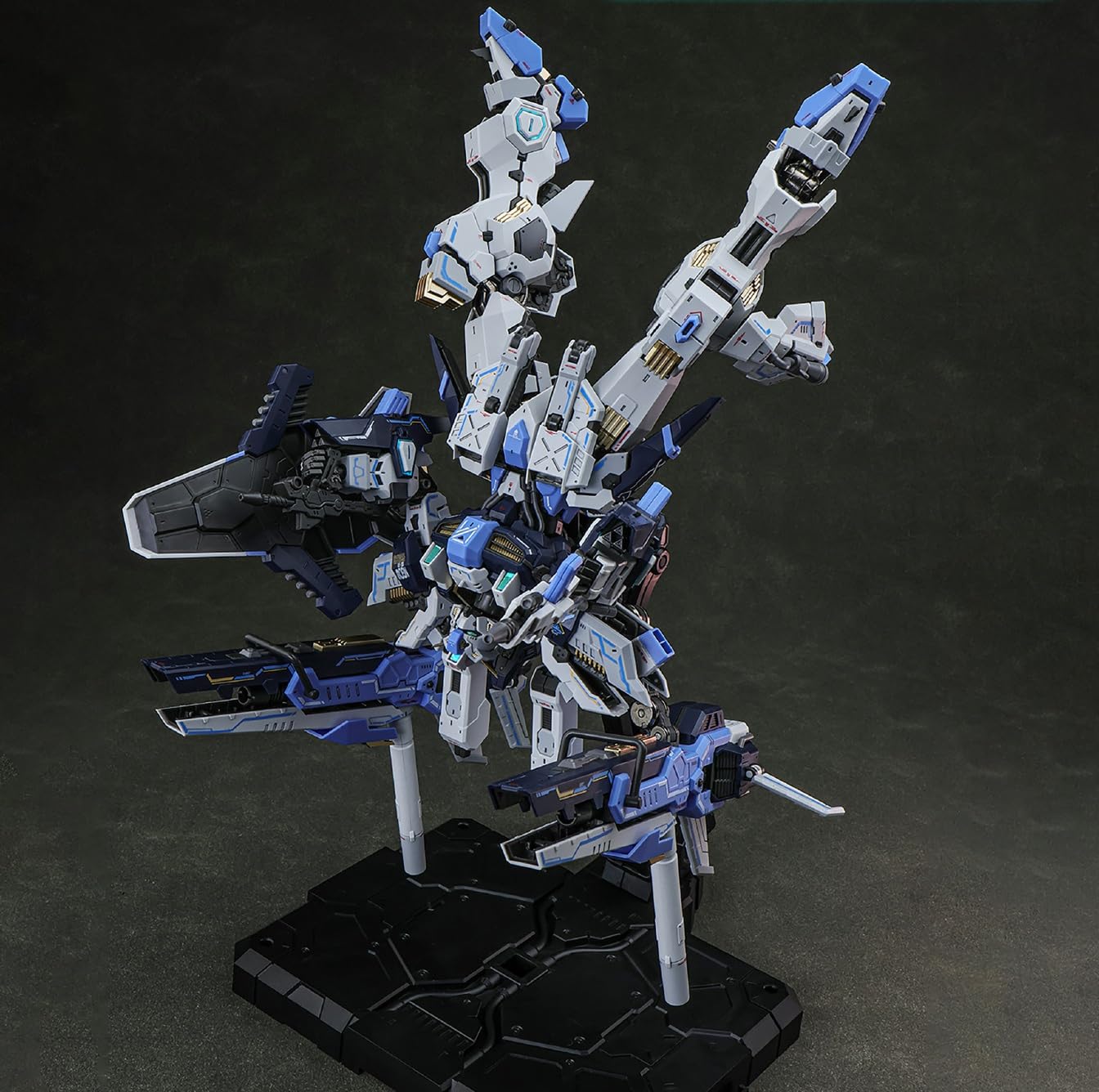 中華プラモ　EDDAS1/100アスガルド　海外製プラモデル完成品 Amazon | [ToyBase] EDDAS 1/100 アスガルド ASGARD 高さ22cm 合金関節