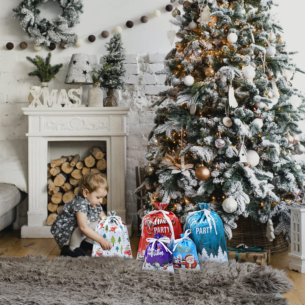 Lot de 35 sacs cadeaux de Noël avec cordon de serrage, tailles assorties, sacs cadeaux de Père Noël, sacs à friandises avec ruban à nouer en 4 tailles et 8 motifs pour famille, amis, enfants pour
