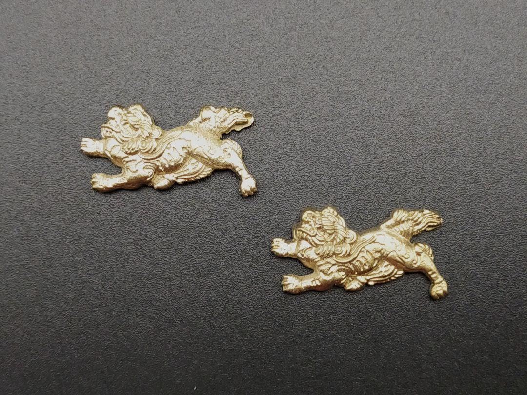 目貫　人物図 目貫：二羽鳩図 Menuki:Niwa Hato Zu