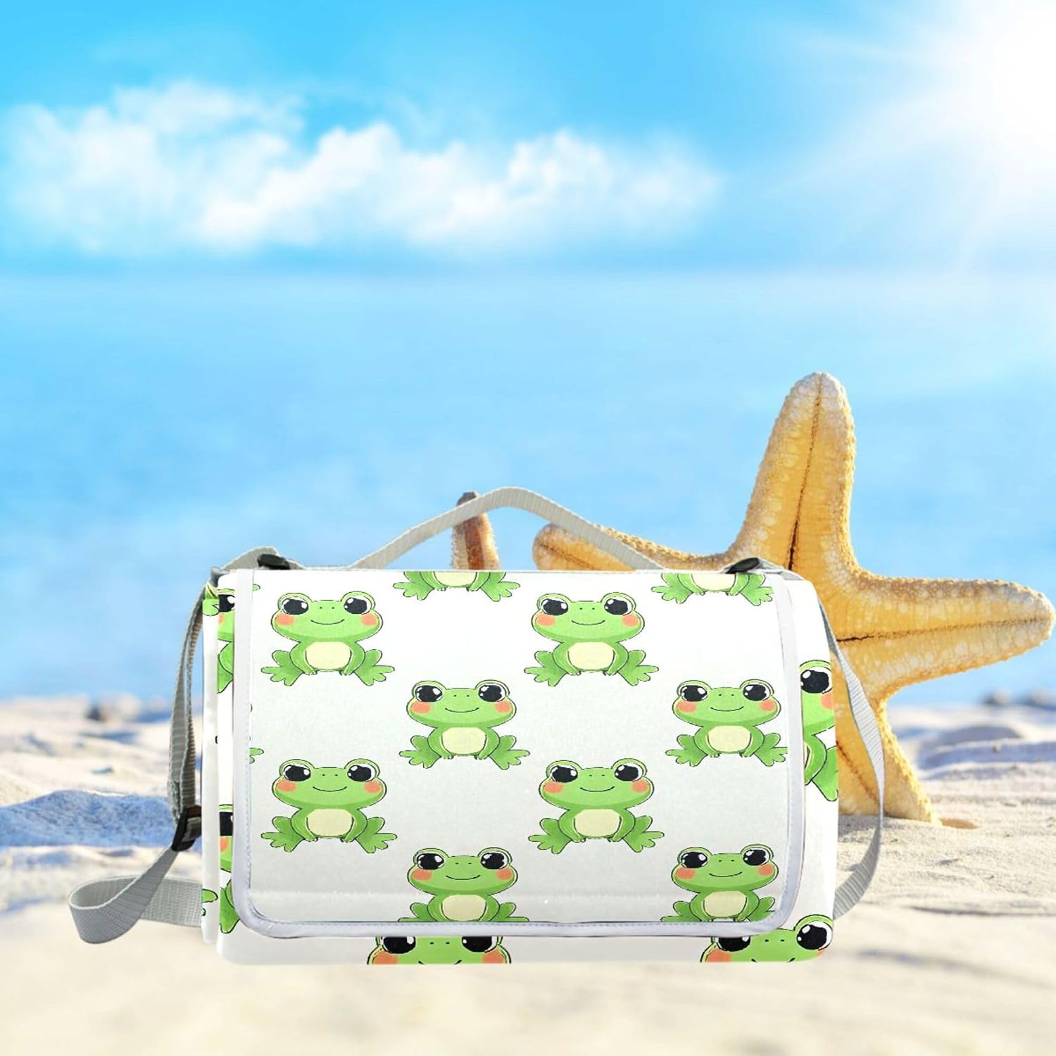 MNSRUU Picnic Blanket Waterproof Foldable, Frog Cute Large Outdoor Picnic Blanket Beach Blankets Camping Blanket Travel Mat, Shoulder Strap Tote, Rectangle 57x59in