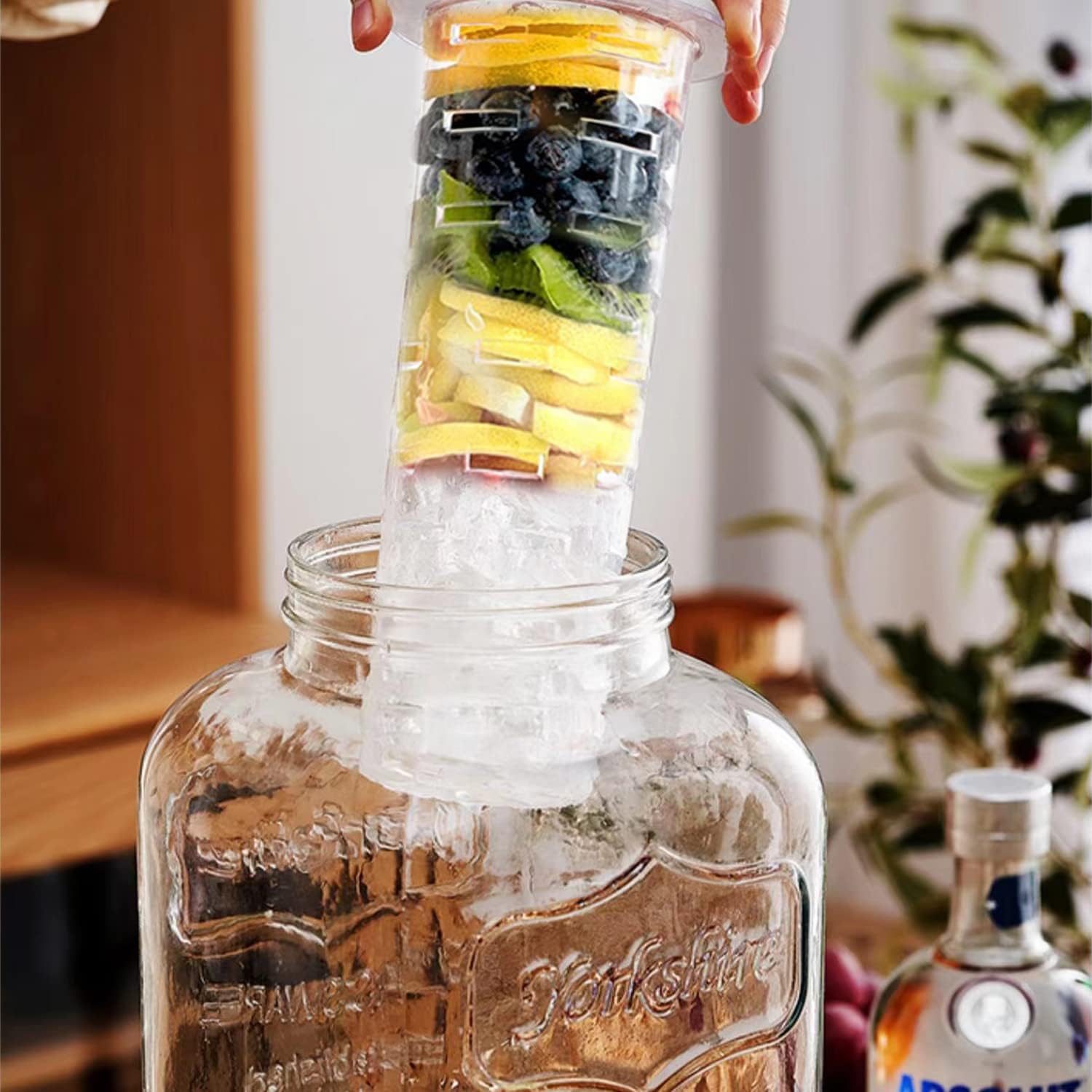  | 1 Gallon Glass Drink Dispensers for Parties With Fruit Infuser,Marker,Chalkboard,2 Pack Beverage Dispensers With Spigot Stainless Steel,Mason Jar Drink Dispensers With Lids,Laundry Detergent Dispenser: Iced Beverage Dispensers